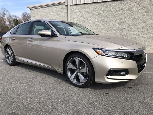 New 2019 Honda Accord Touring 2 0t With Navigation